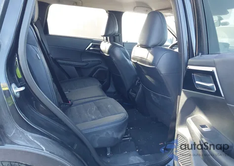 2024 Mitsubishi Outlander Se 2.5 S-Awc/Se Black Edition S-Awc/Se Black Edition W/Pano Roof S-Awc/Se Ralliart S-Awc from USA, damaged, VIN JA4J4VA84RZ045259